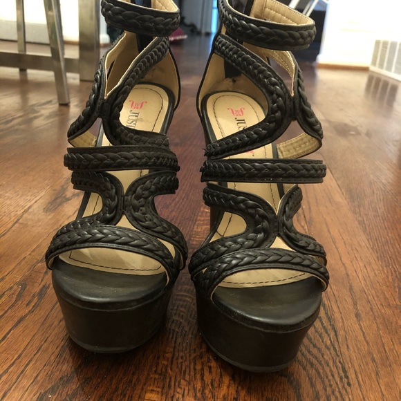 Size 6.5 Black Platform Heels - Picture 2 of 3